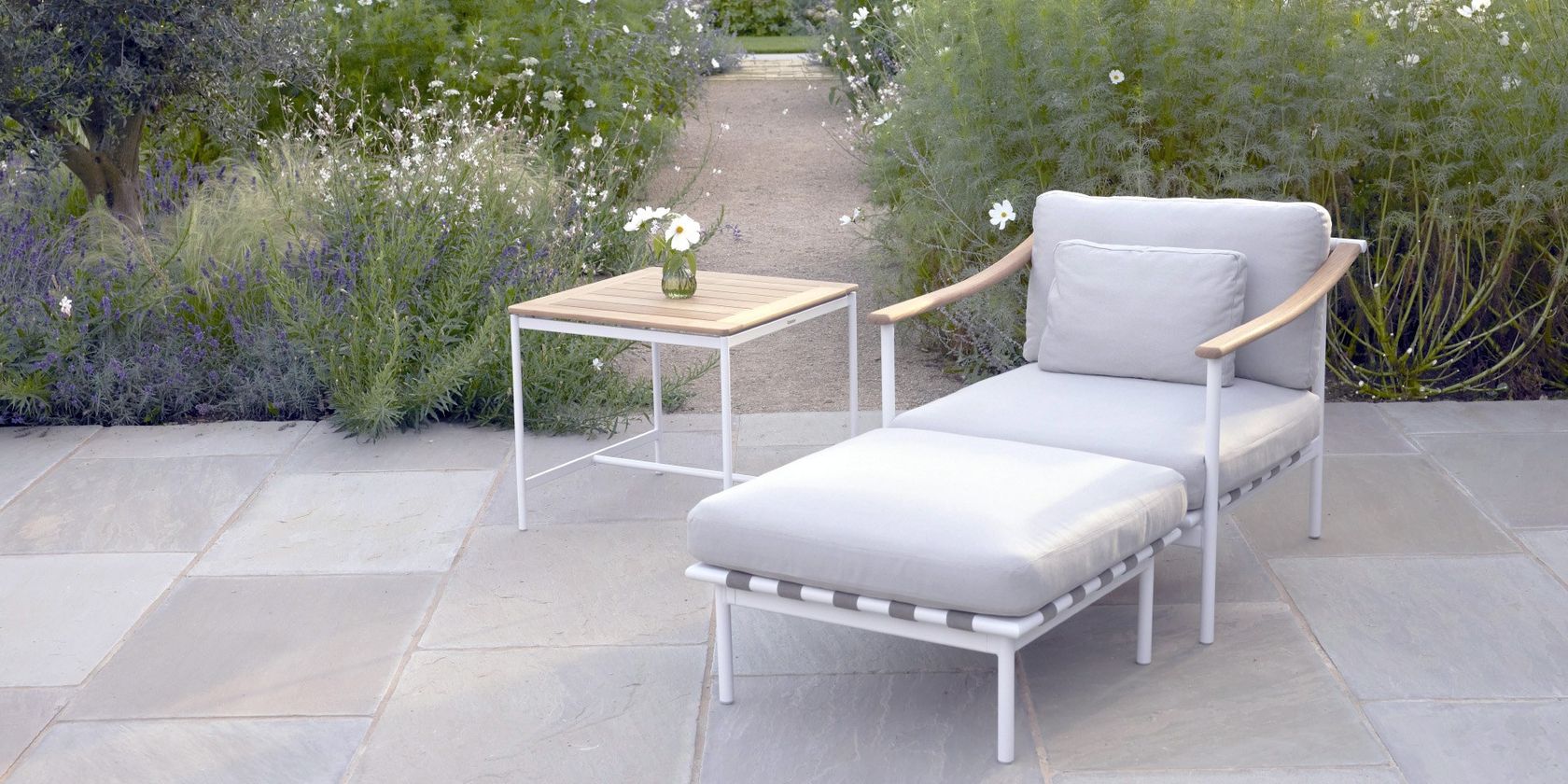 Barlow Tyrie Around collection (Modular sofa)
