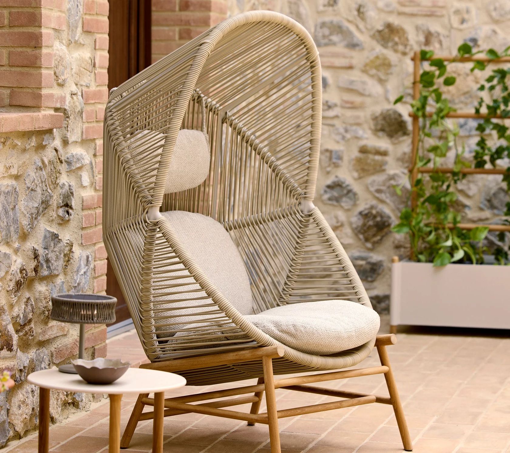 Cane-line Hive collection (Hanging chair)