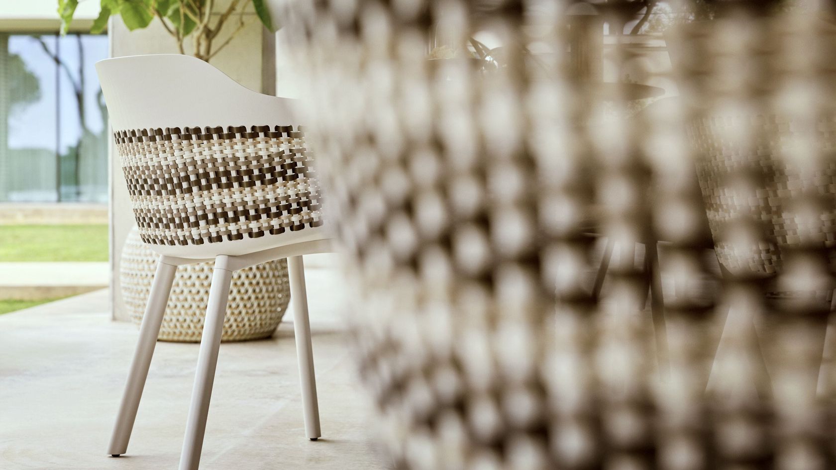 Dedon MYMI collection (Dining)