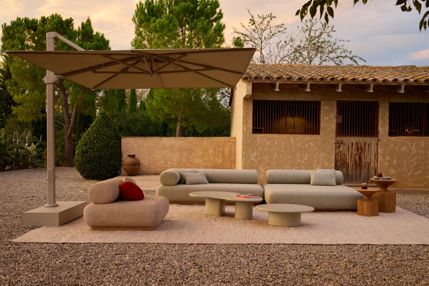 Jardinico furniture, Belgium