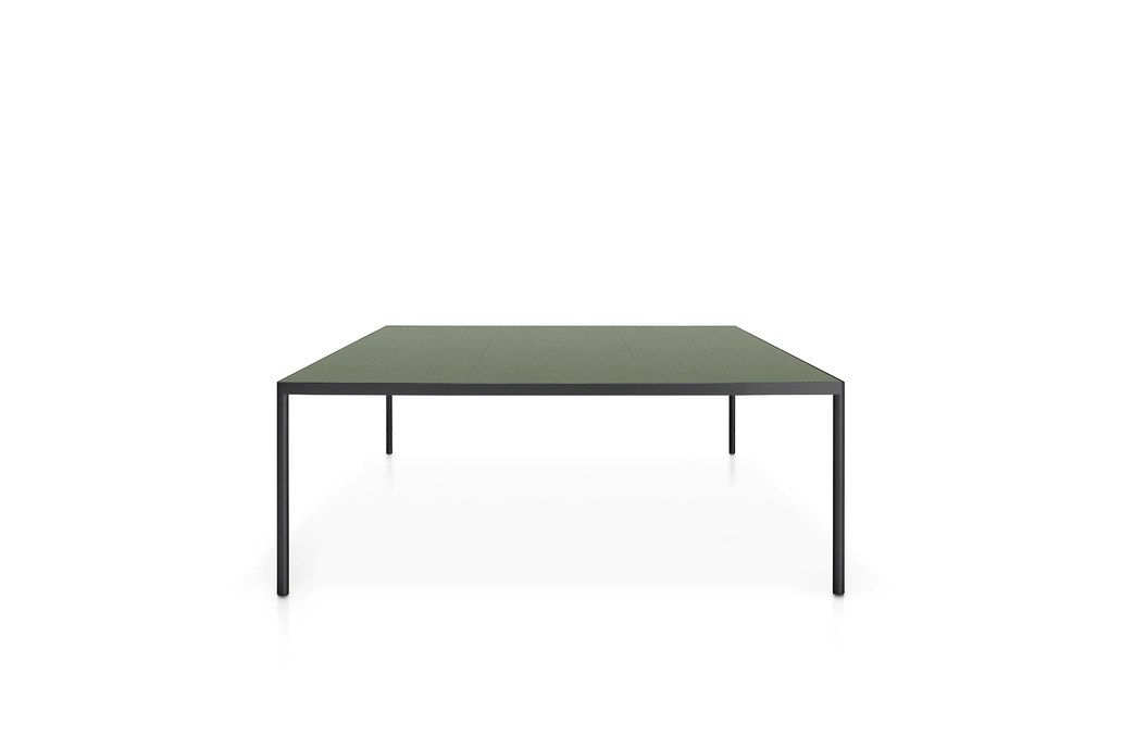 MDF Italia Offset collection (Dining tables)