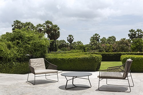 Oasiq Serac collection (Tables)