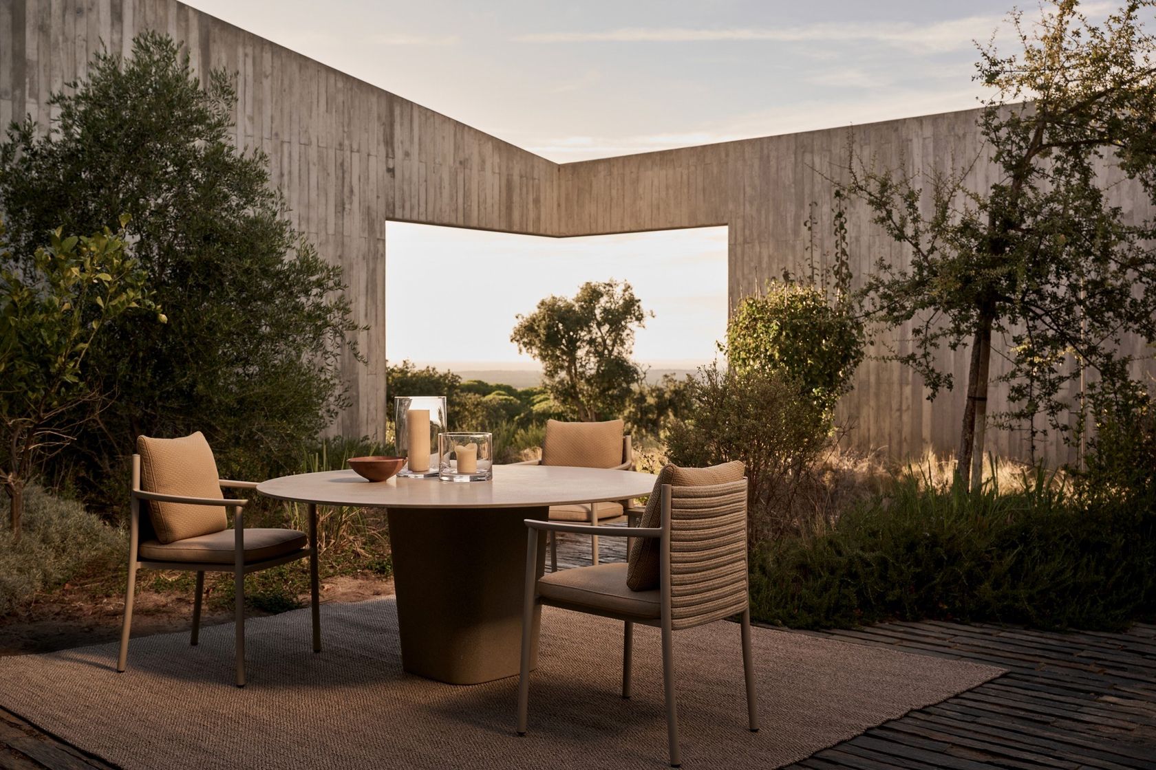Tribù Lucca collection (Dining / Lounge)